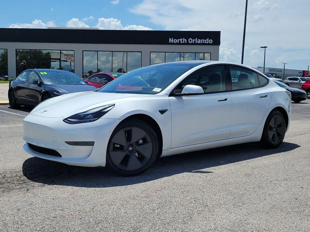 2021 Tesla Model 3 Standard Range Plus