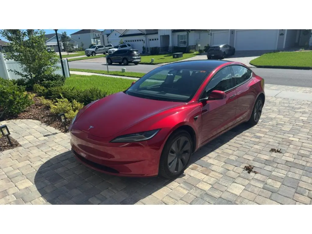 2025 Tesla Model 3 Long Range