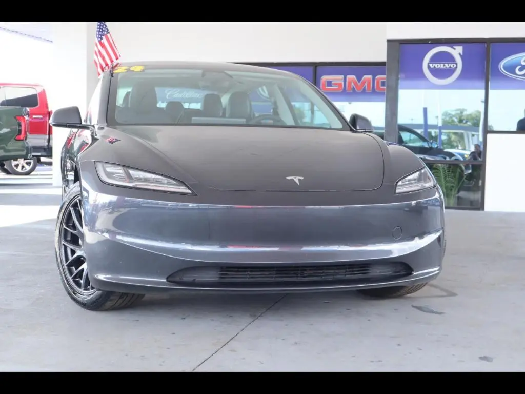 2024 Tesla Model 3 Long Range