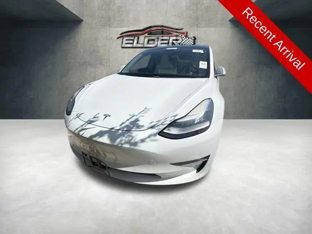 2020 Tesla Model 3 Standard Range Plus