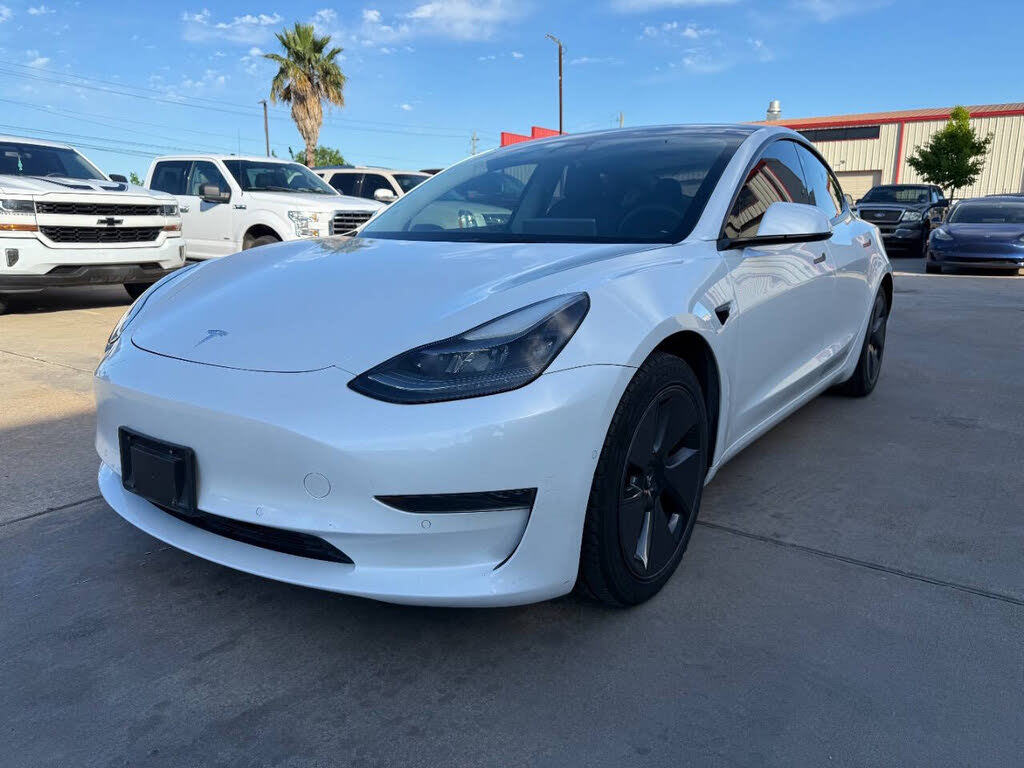 2021 Tesla Model 3 Standard Range Plus