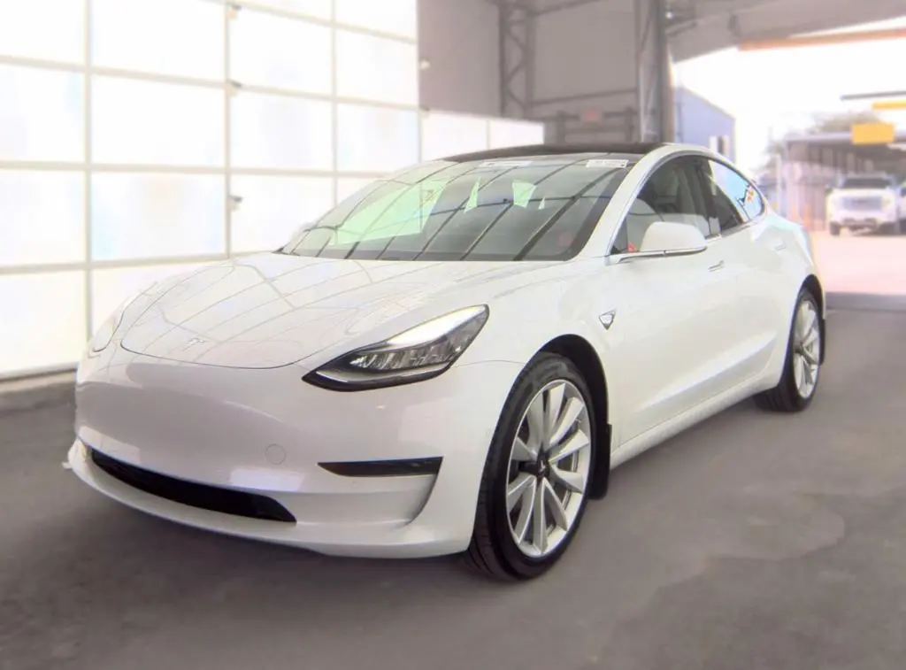 2020 Tesla Model 3 Standard Range Plus