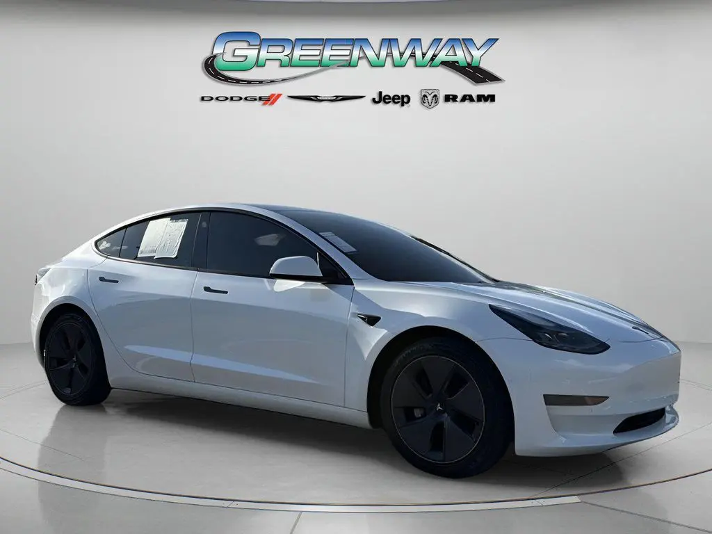 2021 Tesla Model 3 Standard Range Plus