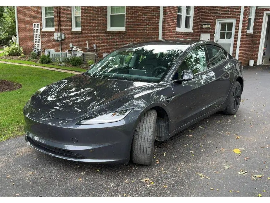 2025 Tesla Model 3 Long Range