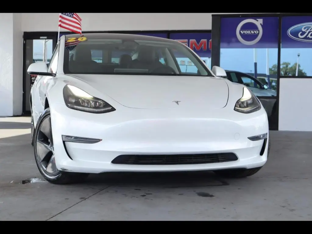 2023 Tesla Model 3 Long Range