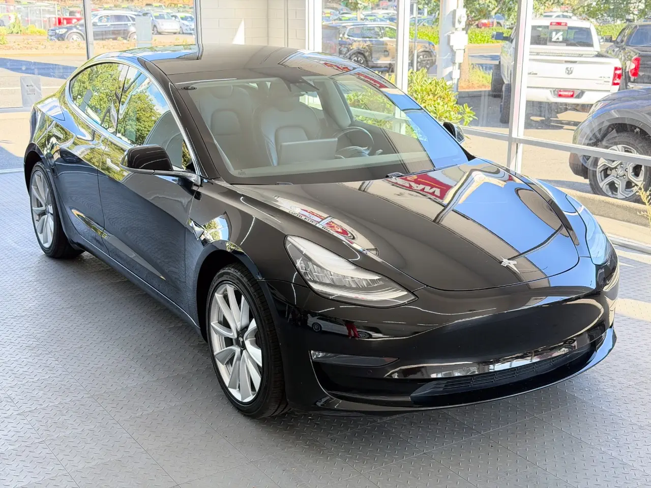 2019 Tesla Model 3 Long Range