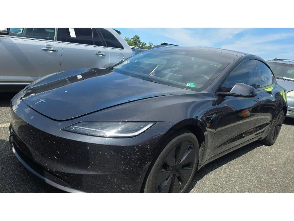 2025 Tesla Model 3 Long Range