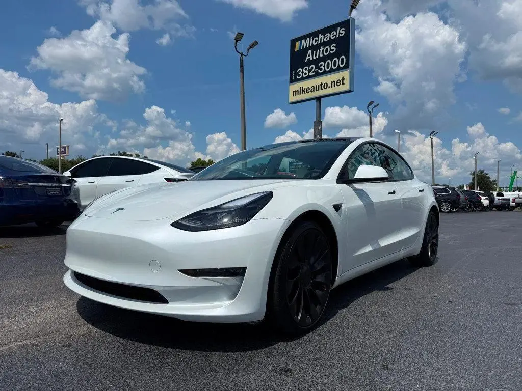 2023 Tesla Model 3 Performance