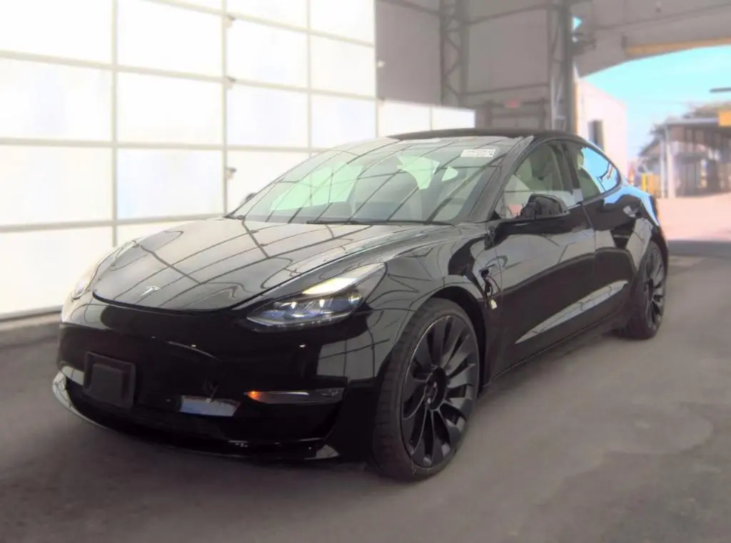 2023 Tesla Model 3 Performance