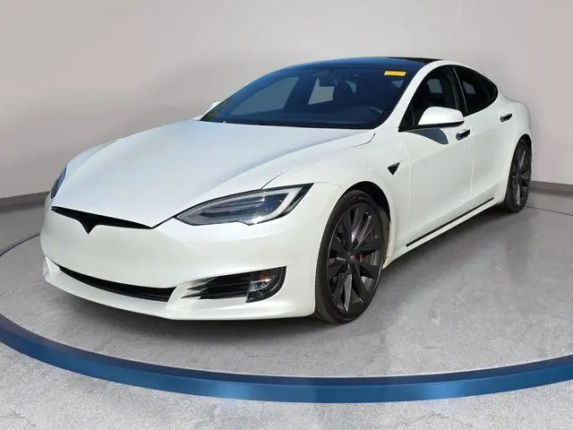 2020 Tesla Model S Performance