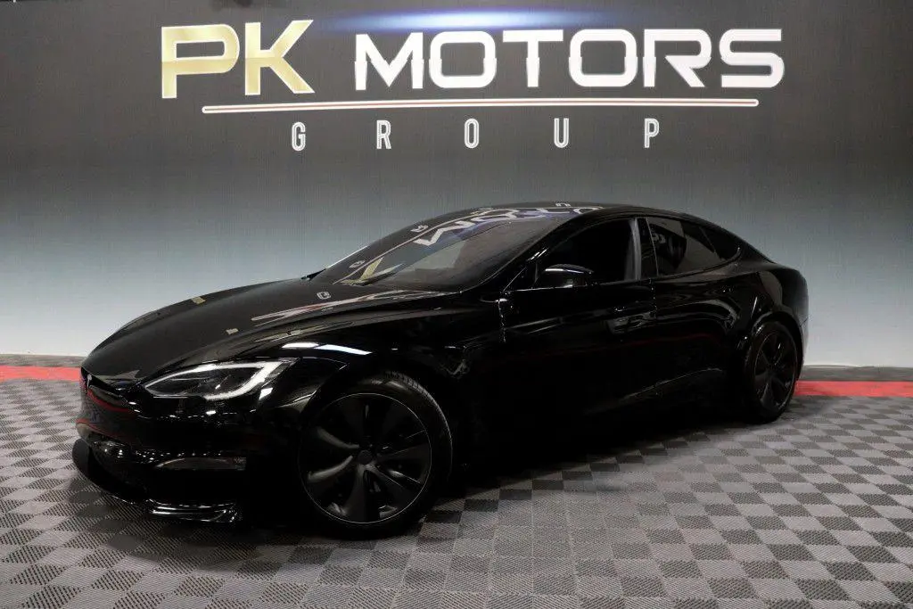 2022 Tesla Model S Plaid