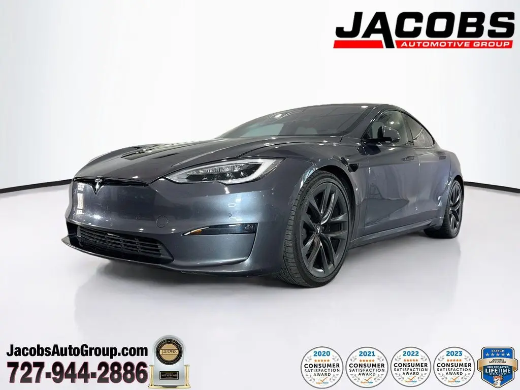 2022 Tesla Model S Plaid
