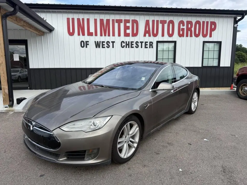 2015 Tesla Model S 70D