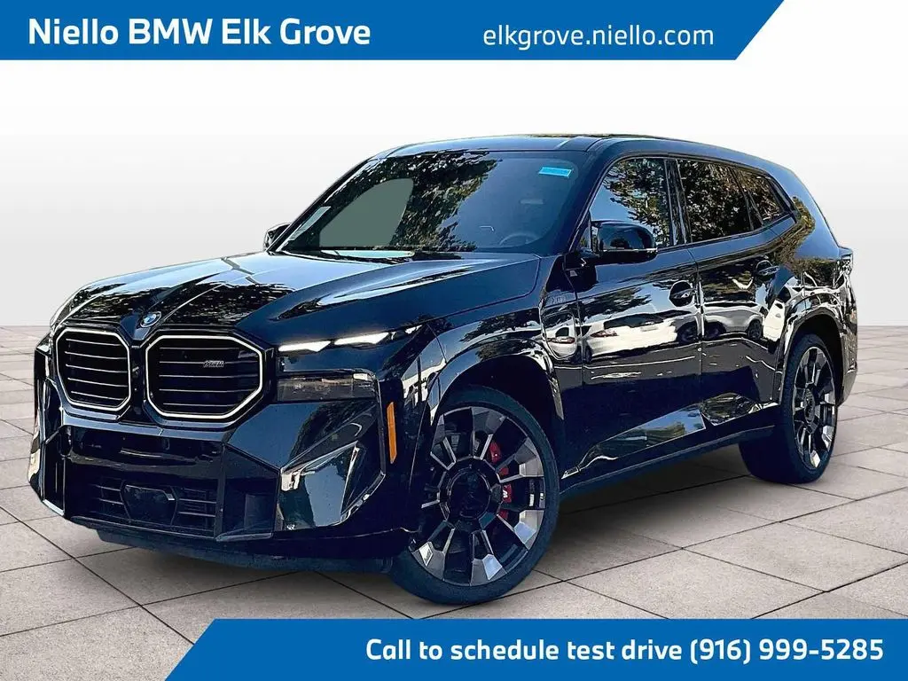 2023 BMW XM Base