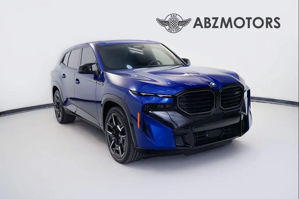 2025 BMW XM Base