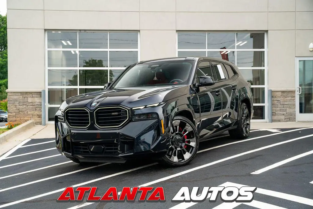 2023 BMW XM Base