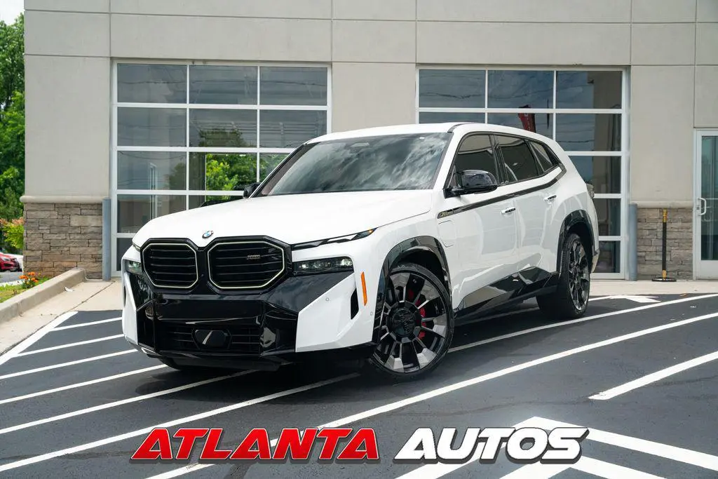 2024 BMW XM Base