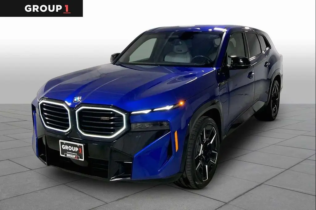 2023 BMW XM Base