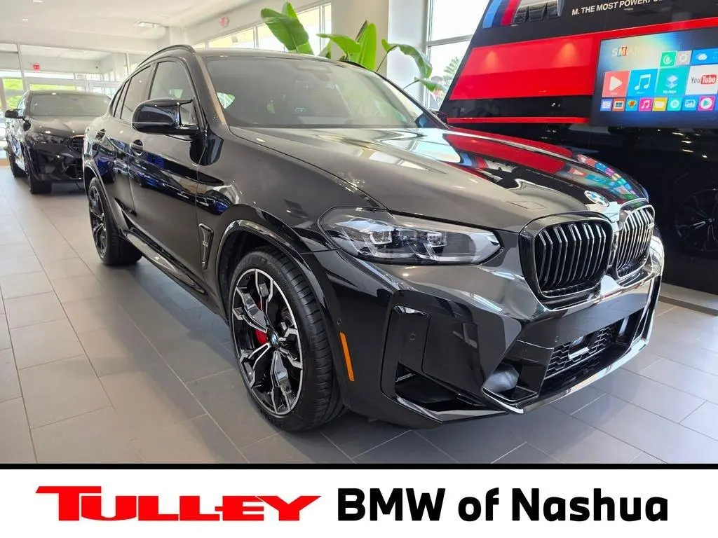 2025 BMW X4 M Base