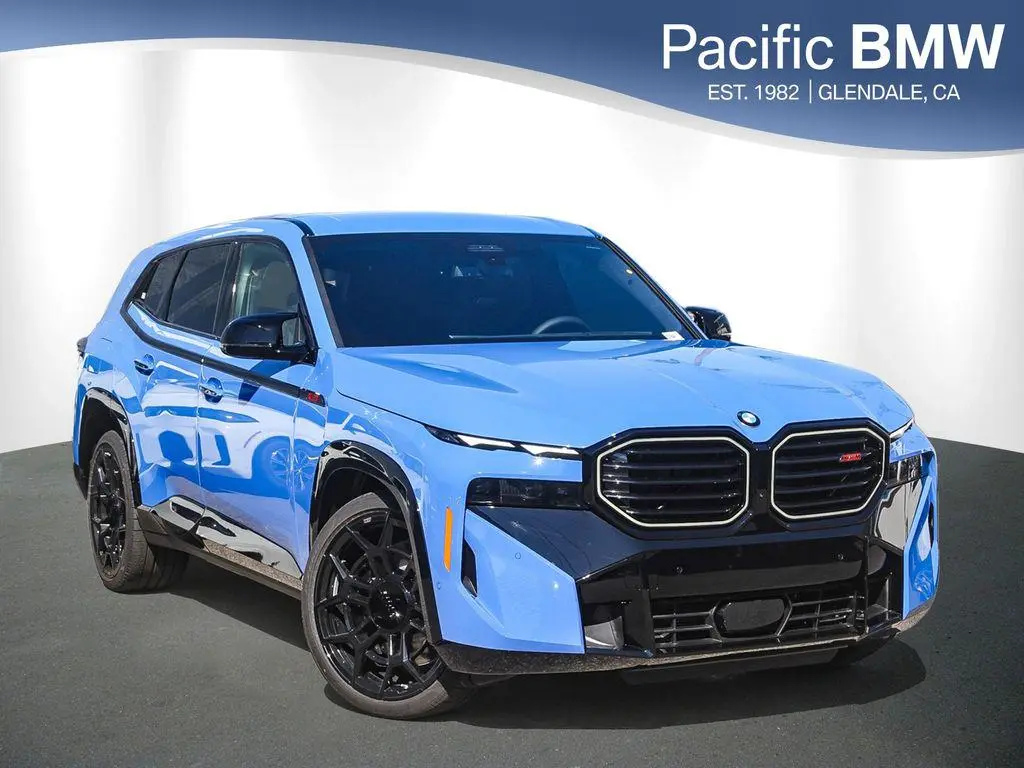 2026 BMW XM Label