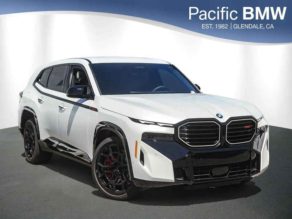 2026 BMW XM Label