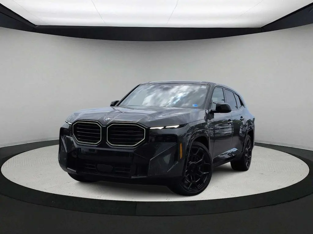 2026 BMW XM Label