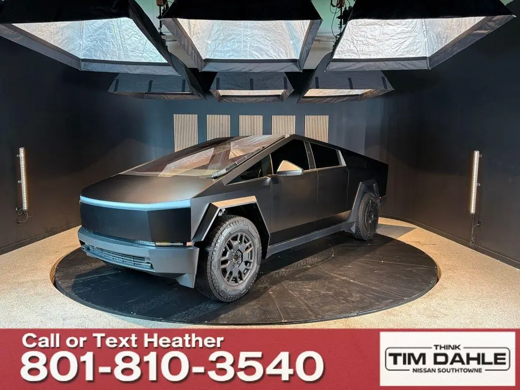 2024 Tesla Cybertruck