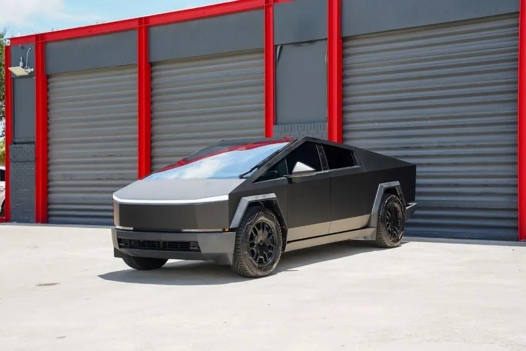 2024 Tesla Cybertruck