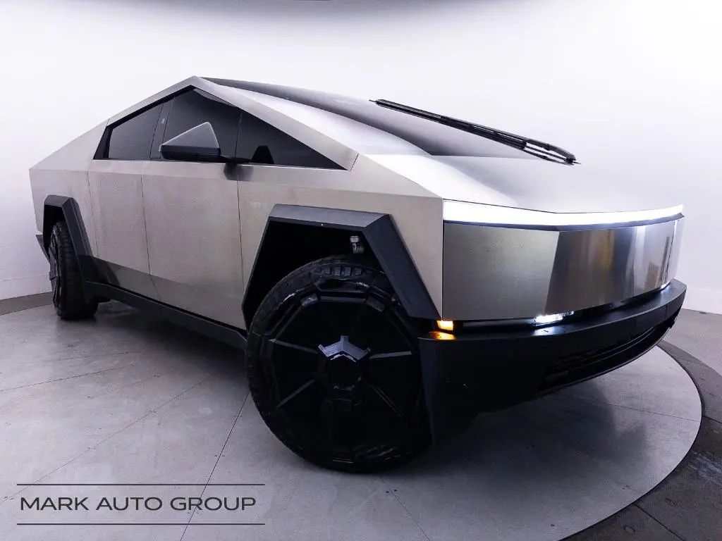 2024 Tesla Cybertruck