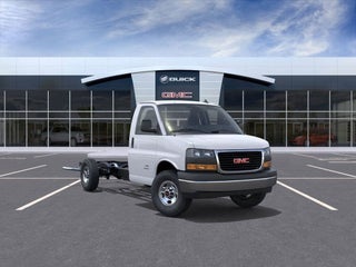 2025 GMC Savana 3500