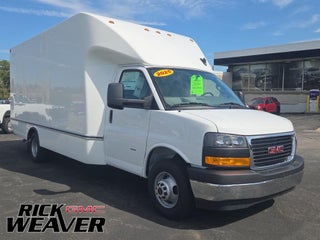 2025 GMC Savana 3500