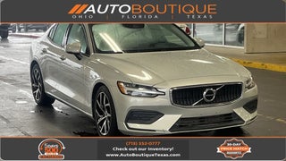 2020 Volvo S60 T6 Momentum