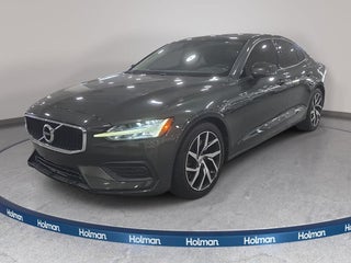 2020 Volvo S60 T6 Momentum