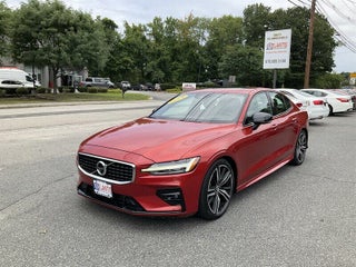 2019 Volvo S60 T6 R-Design
