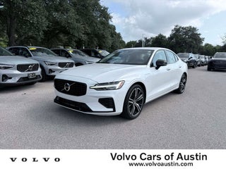 2021 Volvo S60 T8 R-Design Expression