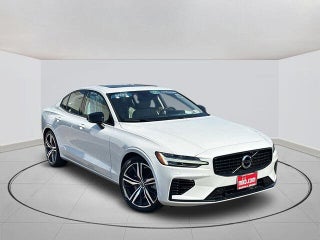 2022 Volvo S60 T8 R-Design Expression