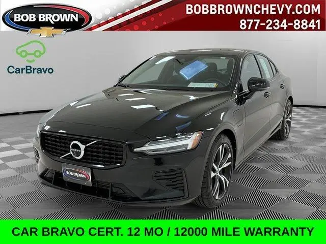 2021 Volvo S60 T8 R-Design Expression