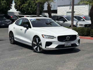 2024 Volvo S60 T8 Plus Dark Theme