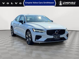 2024 Volvo S60 T8 Plus Dark Theme