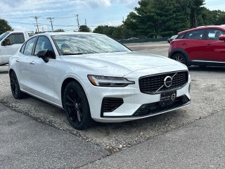2024 Volvo S60 T8 Plus Dark Theme