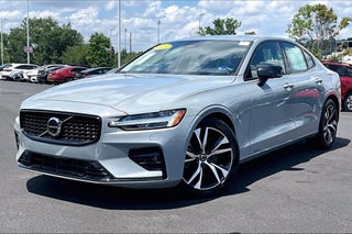 2025 Volvo S60 B5 Plus
