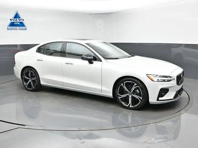 2025 Volvo S60 B5 Plus