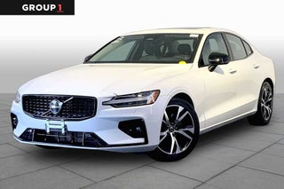 2025 Volvo S60 B5 Core