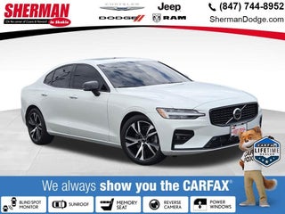 2024 Volvo S60 B5 Core Dark Theme