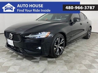 2024 Volvo S60 B5 Core Dark Theme