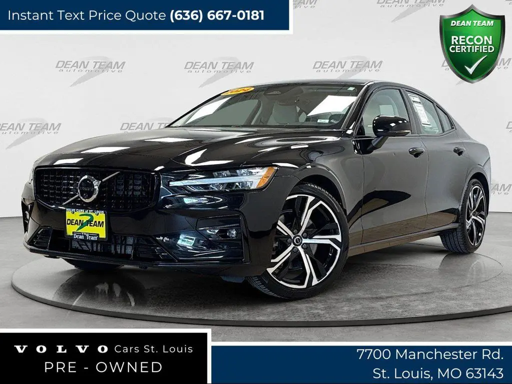 2024 Volvo S60 B5 Plus Dark Theme