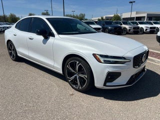 2023 Volvo S60 B5 Core Dark Theme
