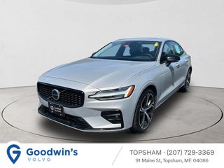 2025 Volvo S60 B5 Plus