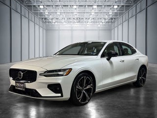 2025 Volvo S60 B5 Plus