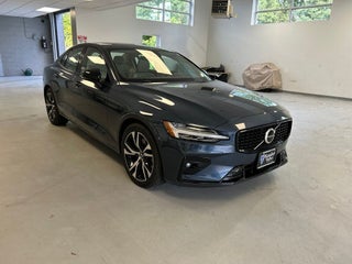 2025 Volvo S60 B5 Core